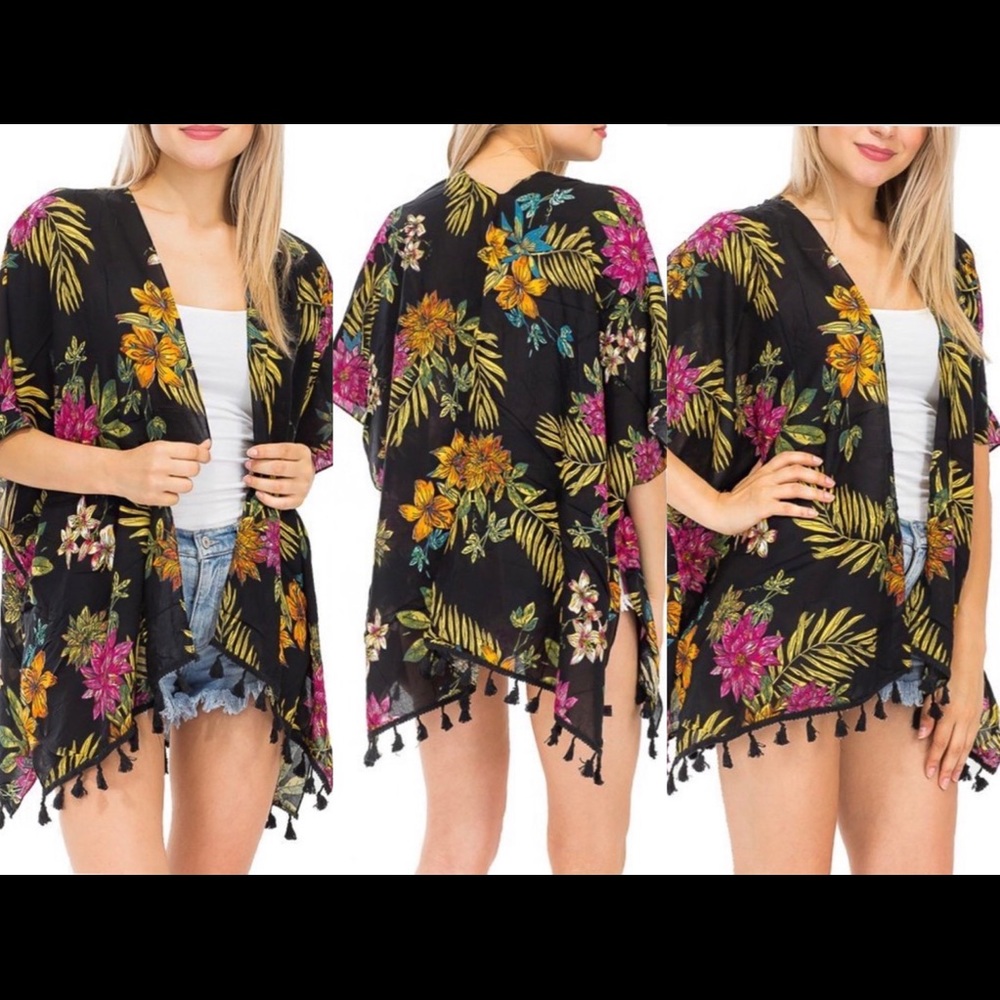SWAY IN THE BREEZE KIMONO